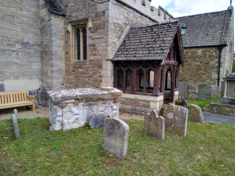 Cavalier's tomb in the churchyard at Radley Church, August 2021